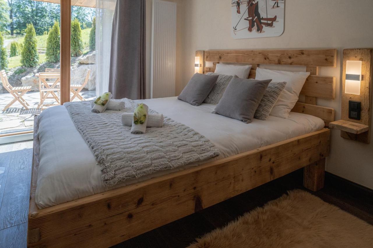Le Toi Du Monde Bed & Breakfast Флюме Екстериор снимка