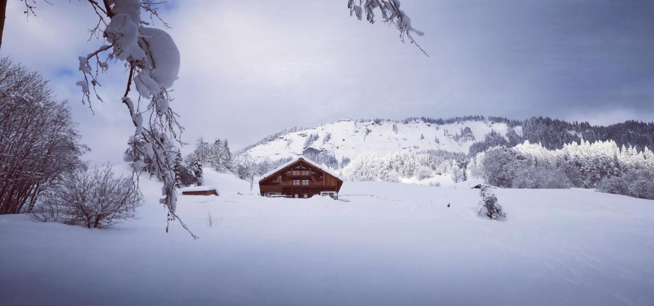 Le Toi Du Monde Bed & Breakfast Флюме Екстериор снимка