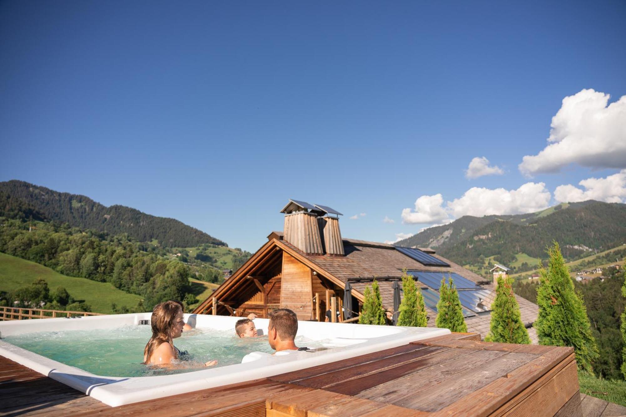 Le Toi Du Monde Bed & Breakfast Флюме Екстериор снимка