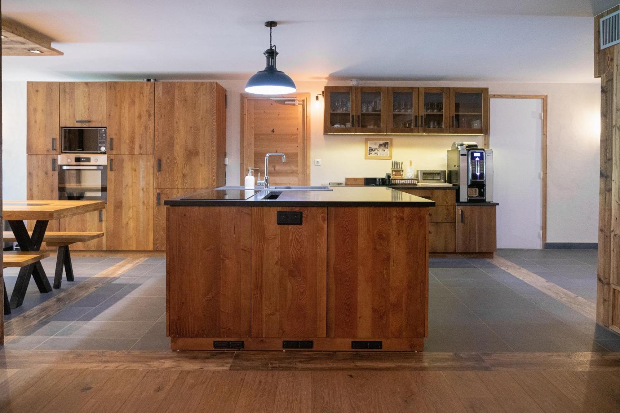 Le Toi Du Monde Bed & Breakfast Флюме Екстериор снимка
