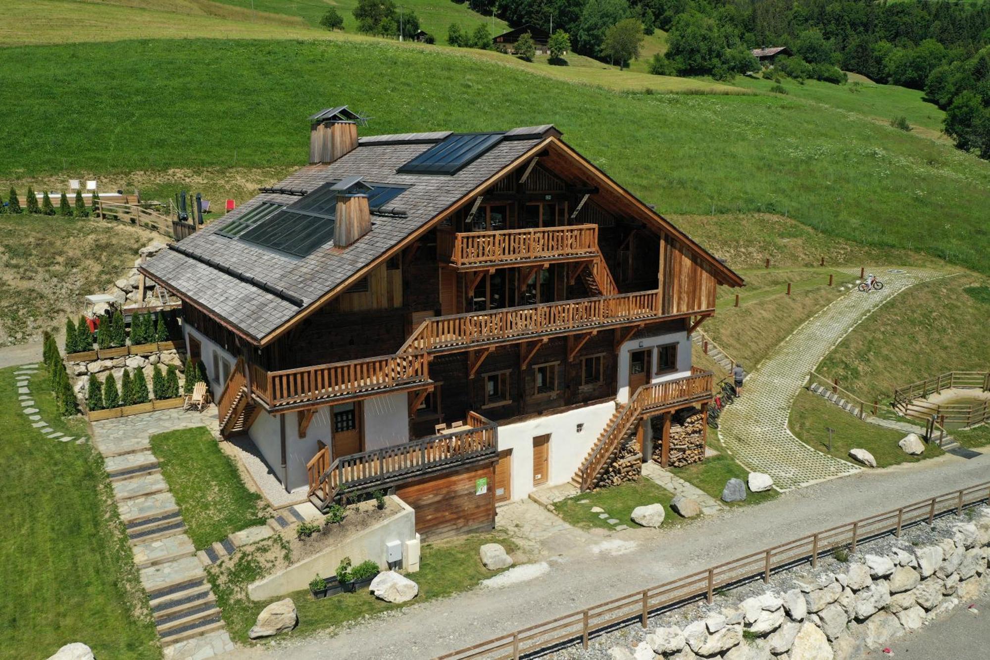 Le Toi Du Monde Bed & Breakfast Флюме Екстериор снимка