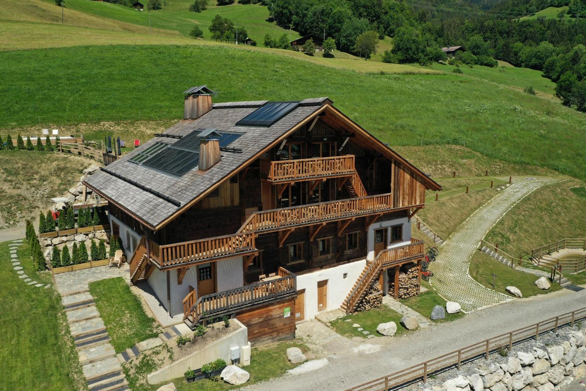 Le Toi Du Monde Bed & Breakfast Флюме Екстериор снимка