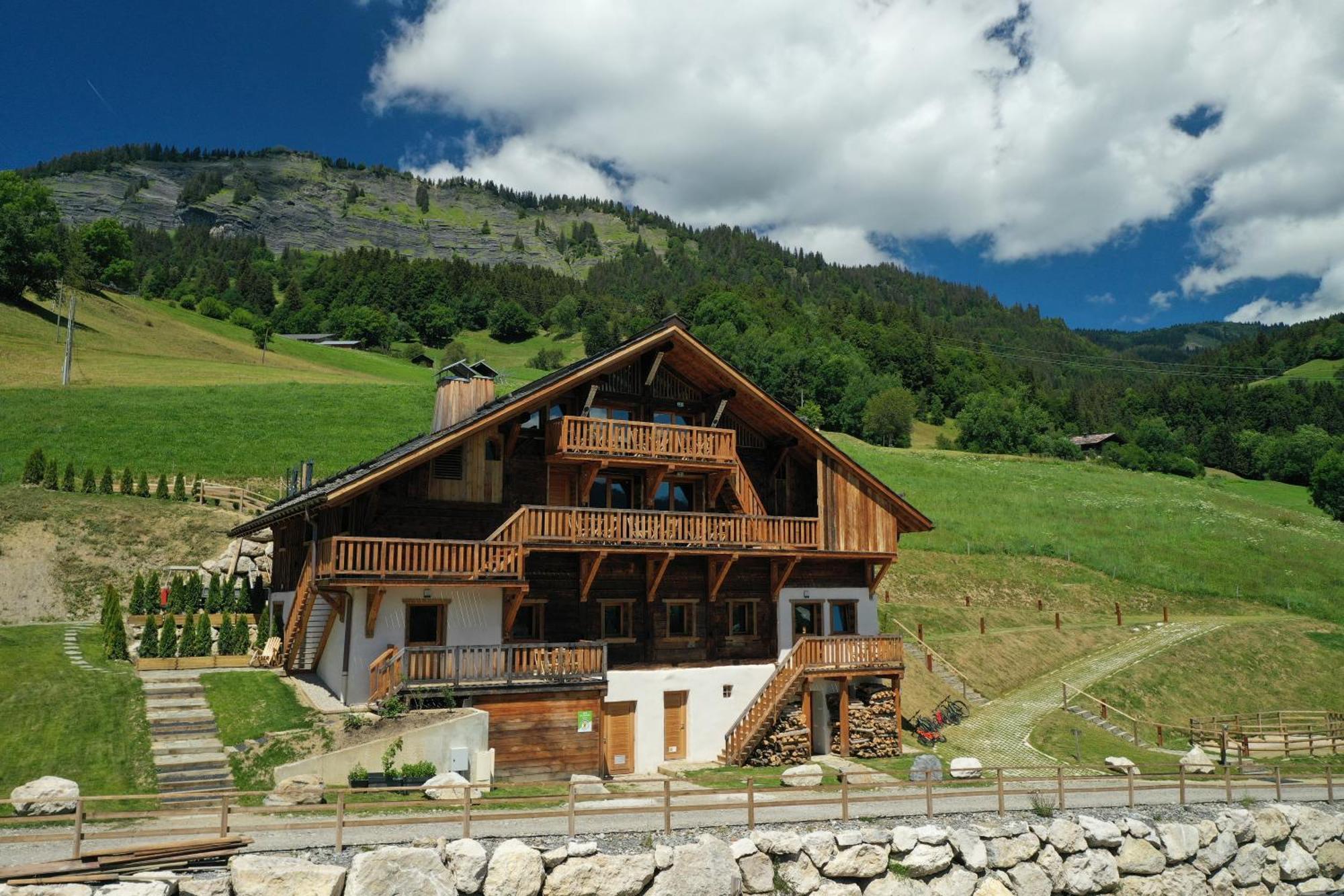 Le Toi Du Monde Bed & Breakfast Флюме Екстериор снимка